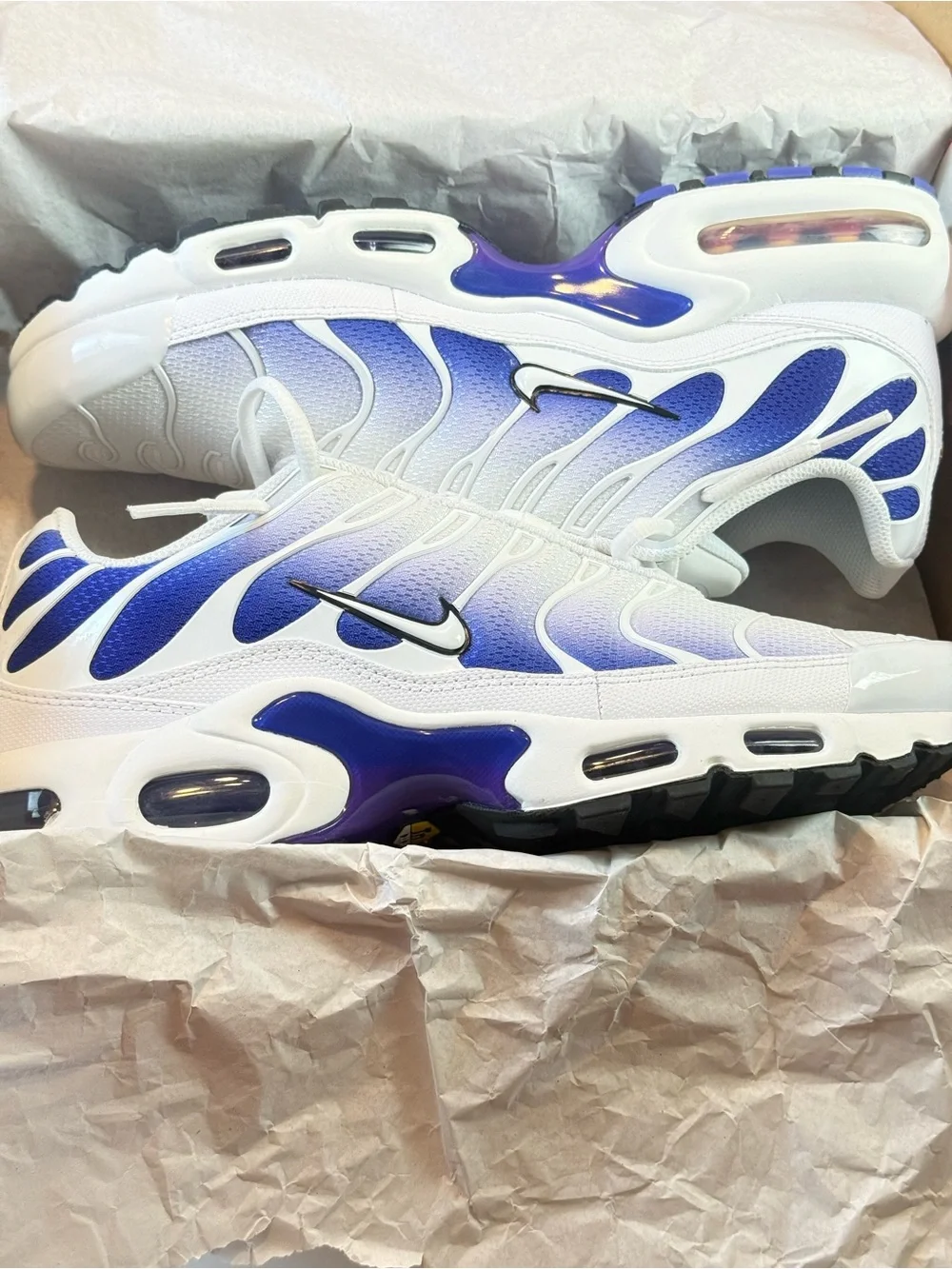 Nike Air Max White Deep Night Men Sneakers 10.5 Activewear Sportwear Deadstock